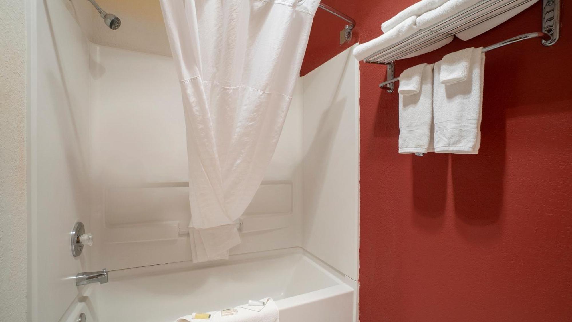 Days Inn & Suites By Wyndham Mt Pleasant Mount Pleasant Bilik gambar