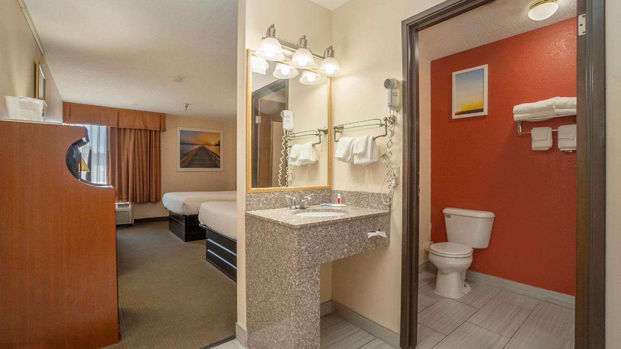 Days Inn & Suites By Wyndham Mt Pleasant Mount Pleasant Bilik gambar